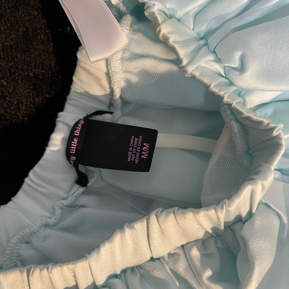 M Complete set VS Victoria’s Secret “Sexy little Bride”Light Blue Satin Costume - Picture 13 of 16